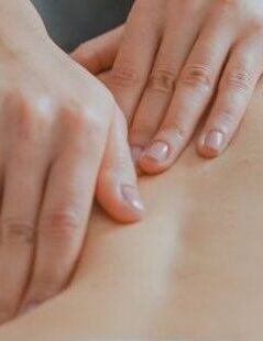 massaaž seljale lihaspingete leevendamiseks